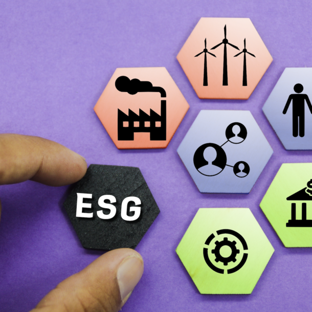 ESG - Environmental, Social, and Governance คืออะไร? เกี่ยวข้องกับการลงทุนอย่างไร?